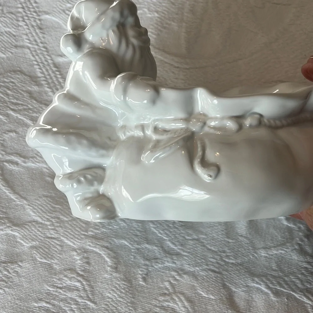 Williams and Sonoma Santa white candy dish in perfect condition - Picture 4 of 5